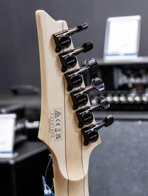 Ibanez Prestige RG652AHM - Antique White Blonde 2